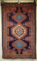 Traditional Persian Vise Rug
