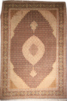 Traditional Fine Persian Tabriz Mahi Rug